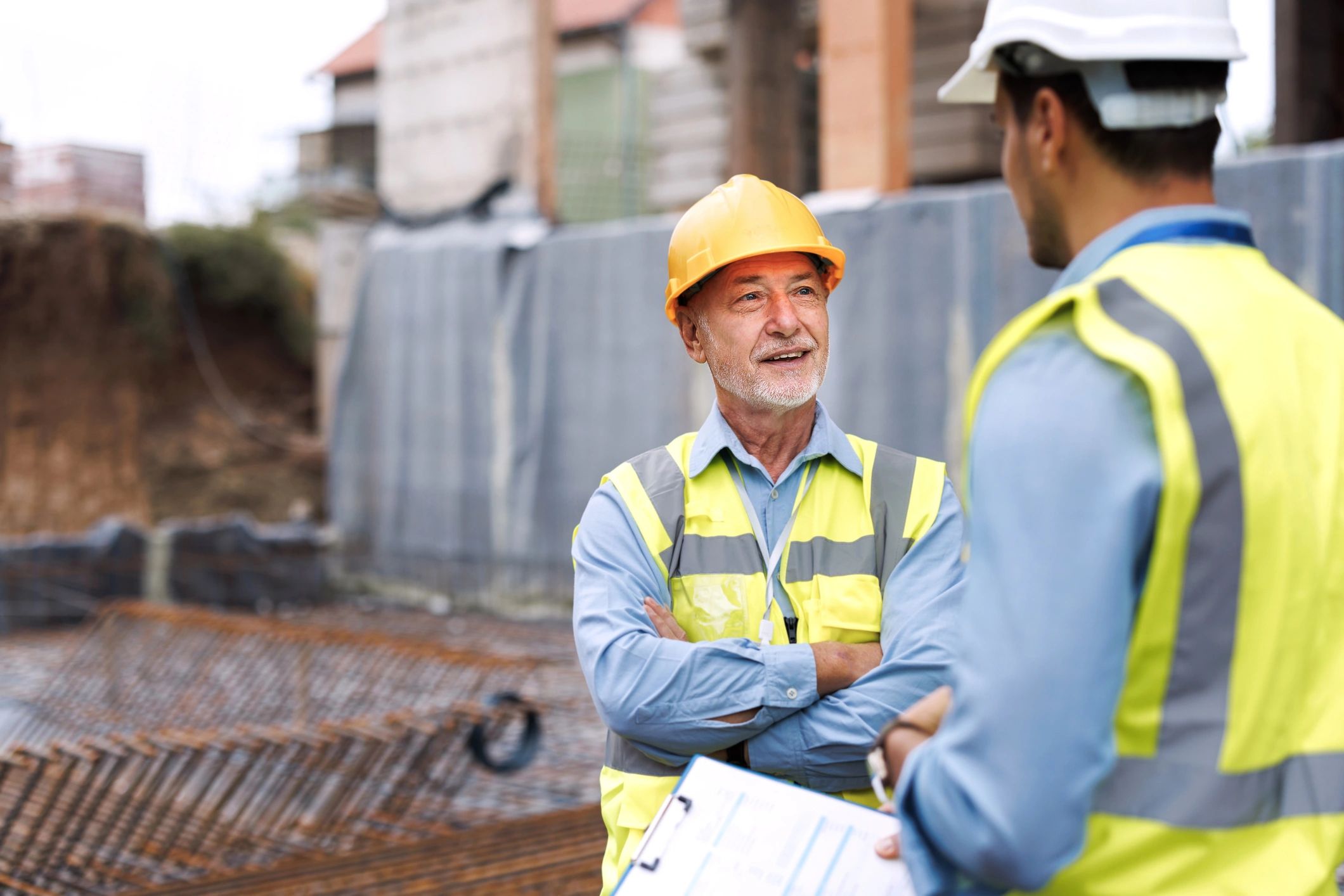 Instructor briefing a candidate during plant training